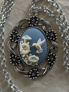Hummingbird & Flowers Vintage Inspired Cameo Necklace Mothers Day Gift